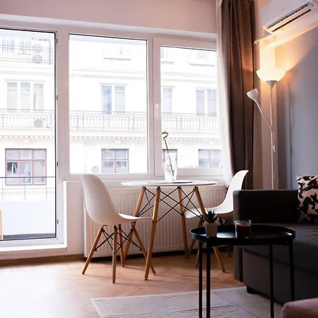 Apartment Downtown Cozy Trip Bucharest